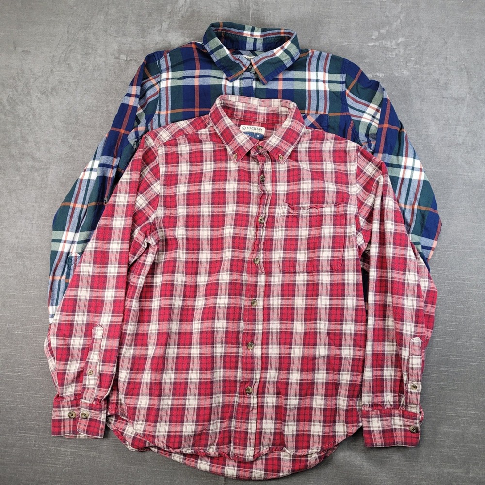 Magellan Outdoors Lot‎ of 2 Mens Classic Fit Plaid Flannel Shirt Red Blue Size M